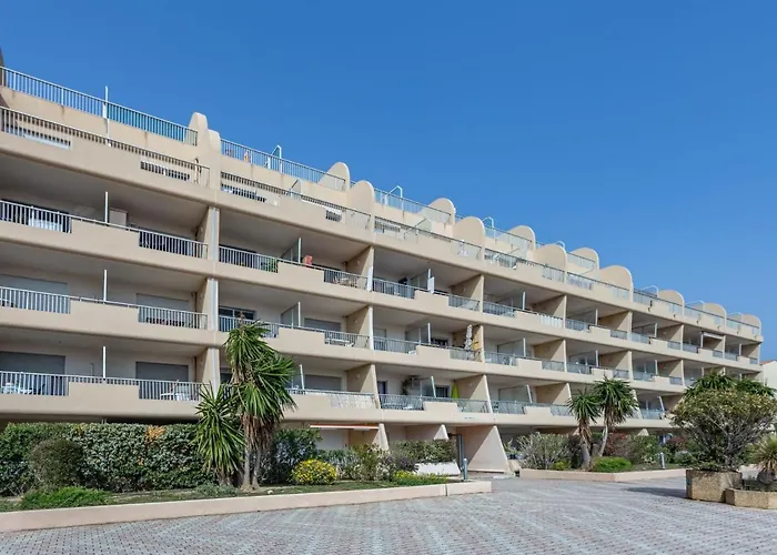 Appartement Port De La Gavine-17 By Interhome